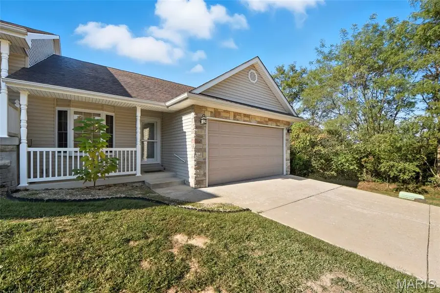 2715 Royal Oak Drive, High Ridge, MO 63049 - Image #2