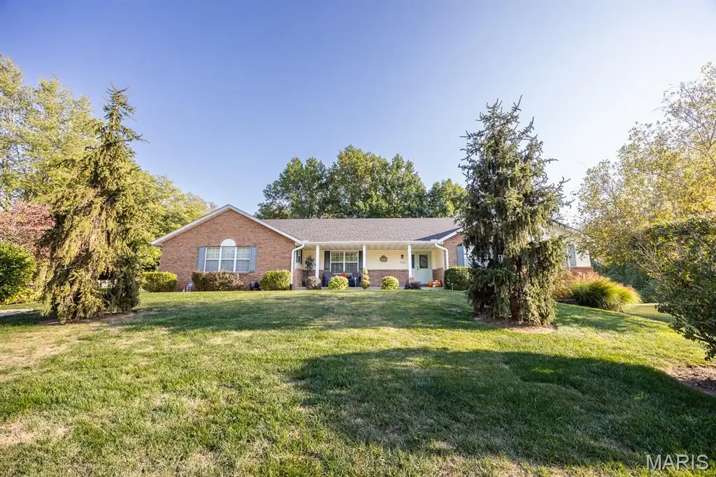 4906 Lawrence Drive, Fairview Heights, IL 62208 - Image #1