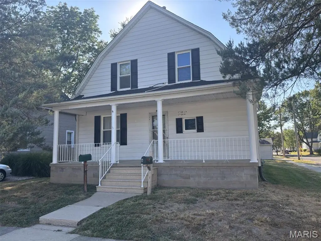 1700 Cypress Street, Highland, IL 62249 - Image #1
