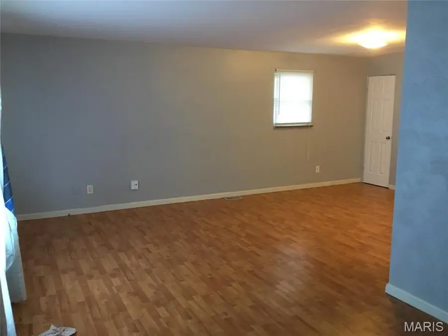 1529 Nixon Avenue, Saint Louis, MO 63133 - Image #2