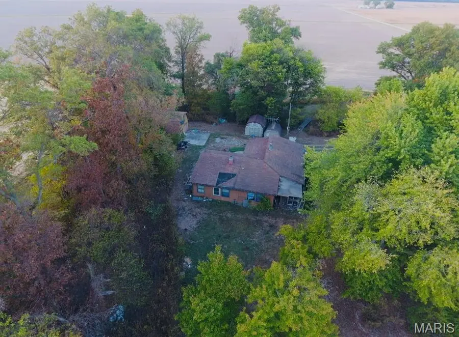 12497 Palm Tree Road, Hoyleton, IL 62803 - Image #3