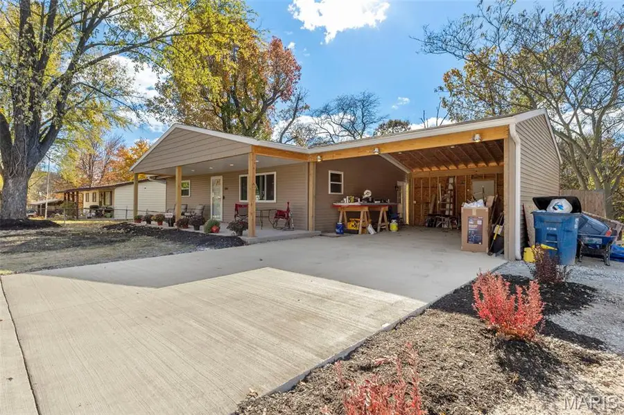 308 Crosby Dr, Gray Summit, MO 63039 - Image #2