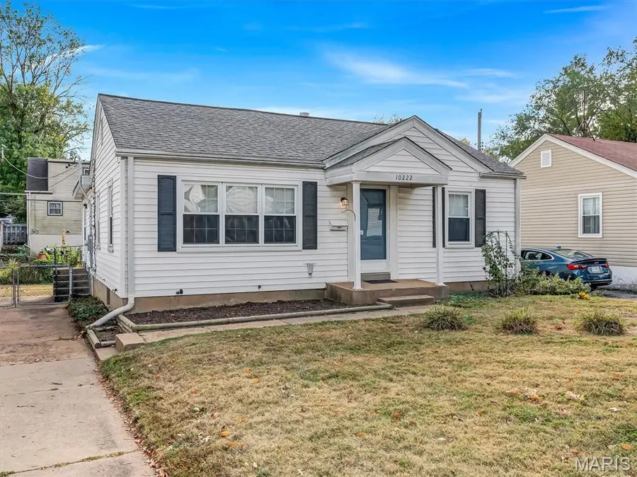 10222 Saint Dennis Lane, Saint Ann, MO 63074 - Image #2