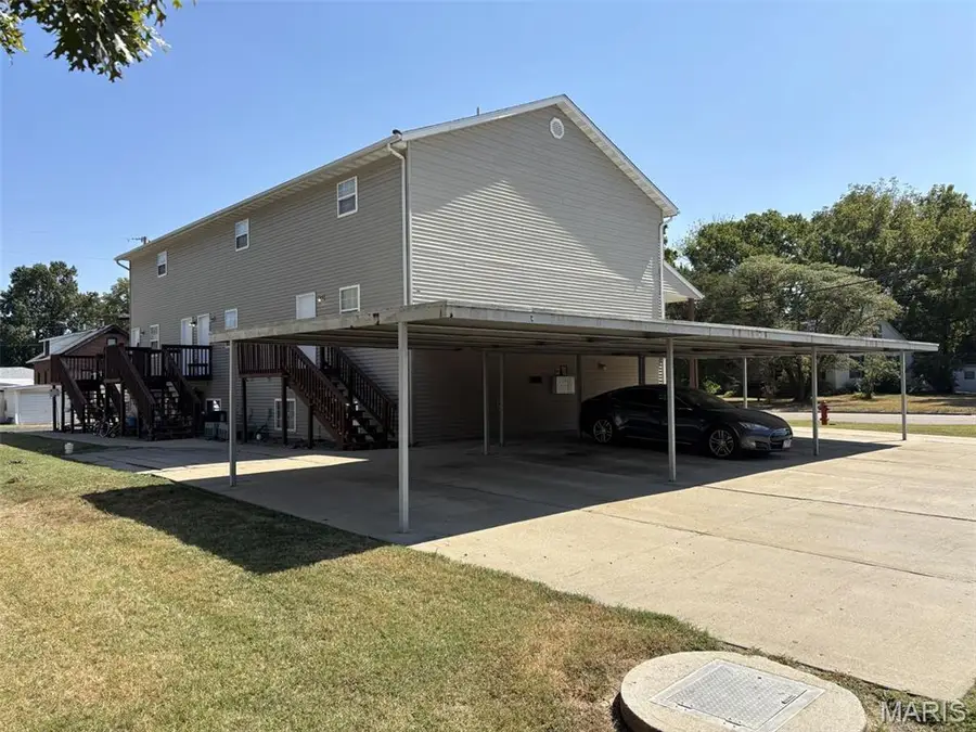 213 Broadway, Highland, IL 62249 - Image #2