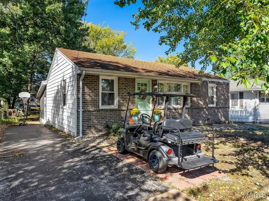 865 Boone Street, Florissant, MO 63031 - Image #2