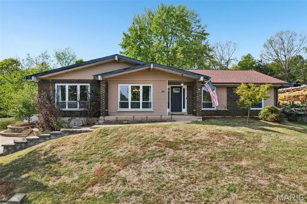54 Sennawood Drive, Fenton, MO 63026 - Image #1