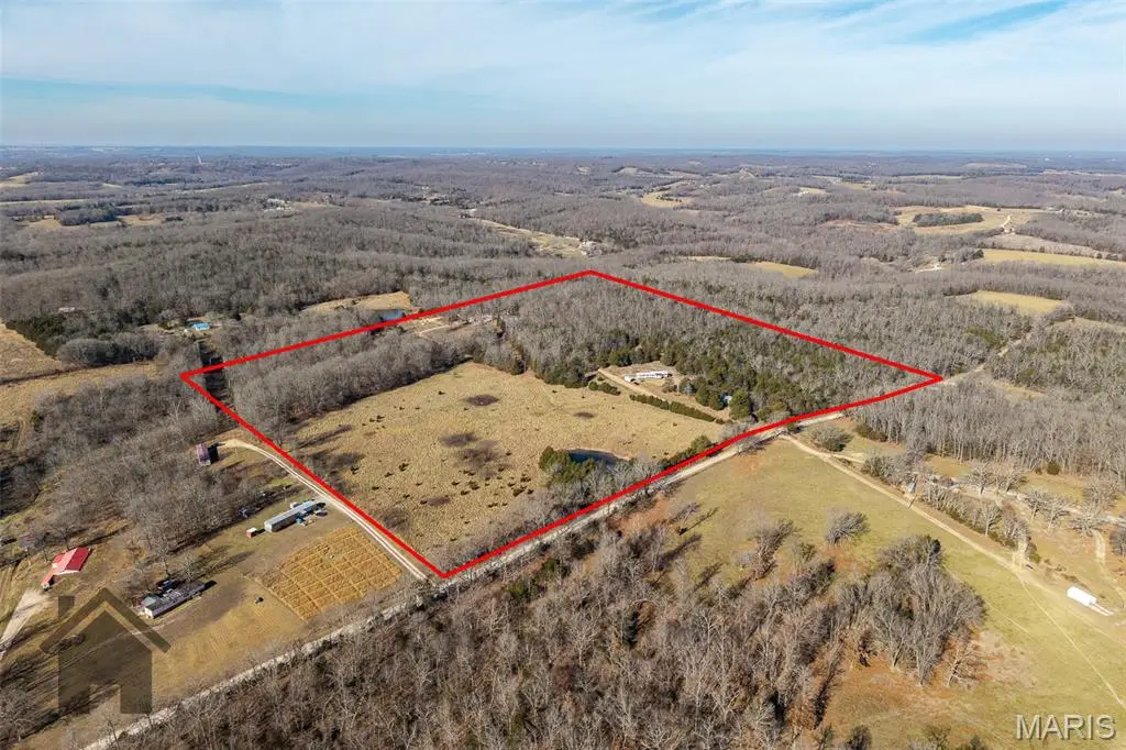 21075 Banner Drive, Crocker, MO 65452 - Image #1