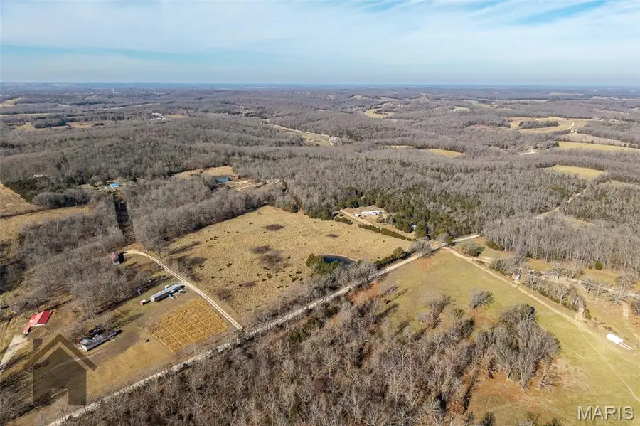 21075 Banner Drive, Crocker, MO 65452 - Image #2