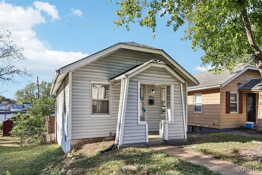 5203 Dewey Avenue, Saint Louis, MO 63116 - Image #2