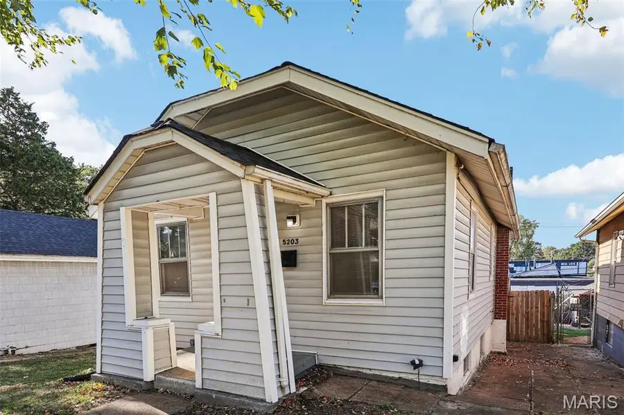 5203 Dewey Avenue, Saint Louis, MO 63116 - Image #3