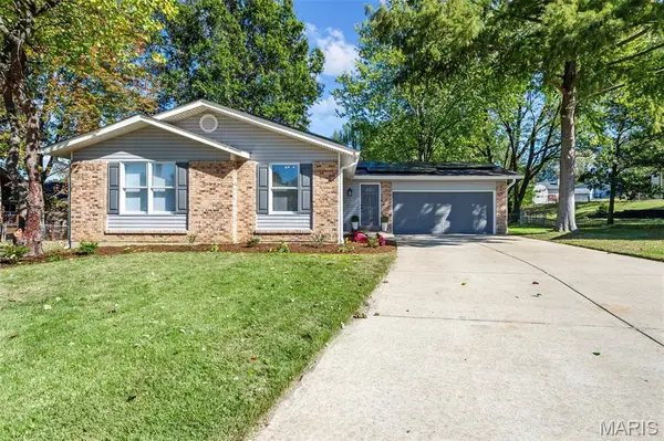 36 Longleaf Court, St Charles, MO 63303