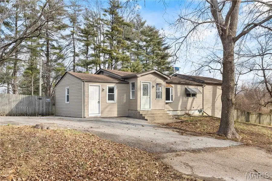 600 E Center Street, Troy, IL 62294 - Image #3