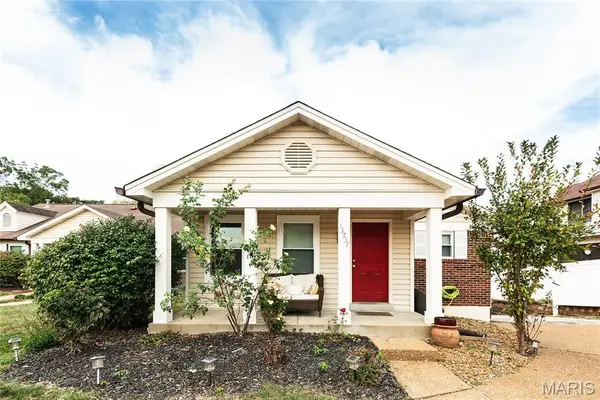 13737 Minnette Court, St Louis, MO 63128