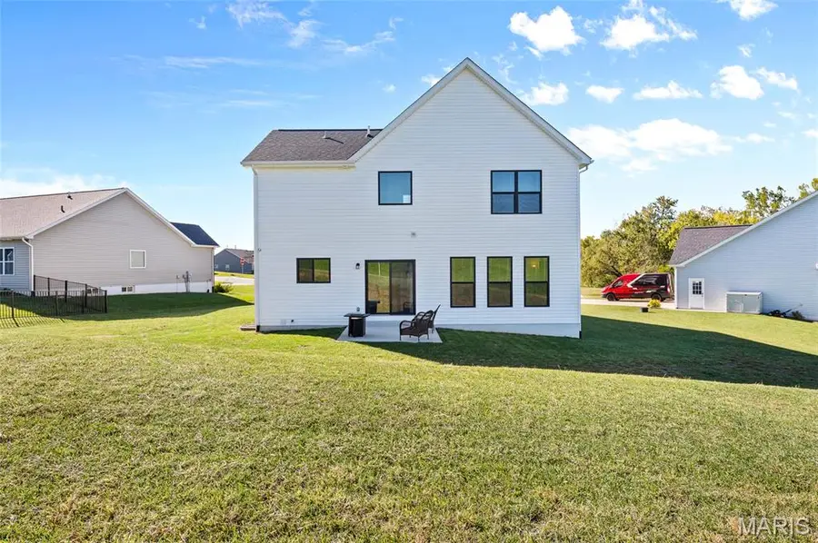 211 Grand Vista Court, Edwardsville, IL 62025 - Image #2