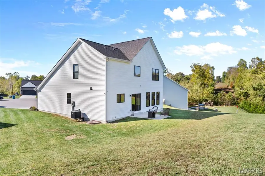 211 Grand Vista Court, Edwardsville, IL 62025 - Image #3