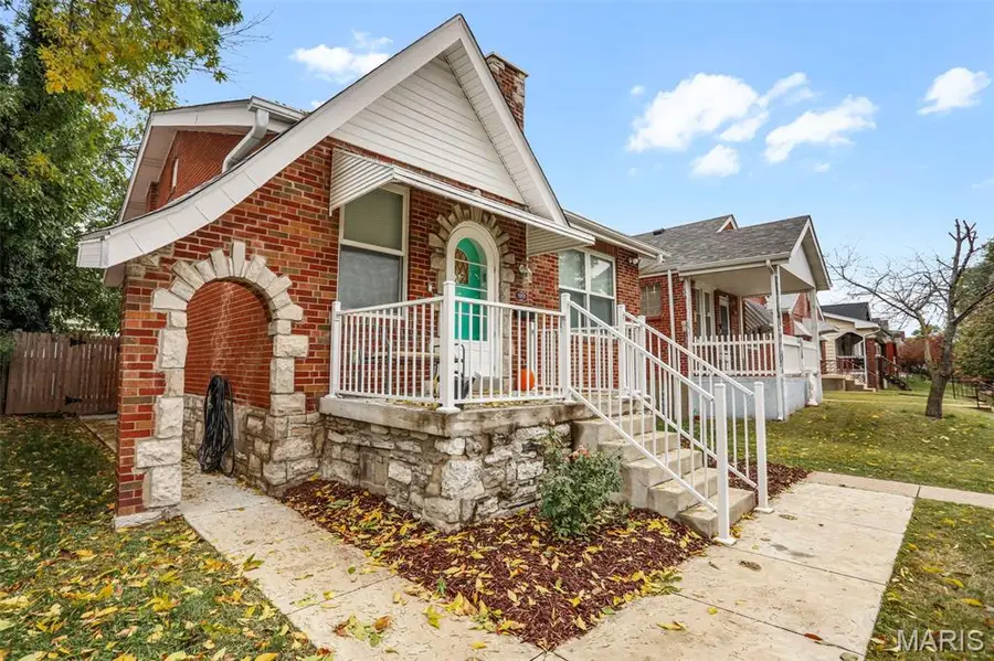 3953 Eiler Street, Saint Louis, MO 63116 - Image #2