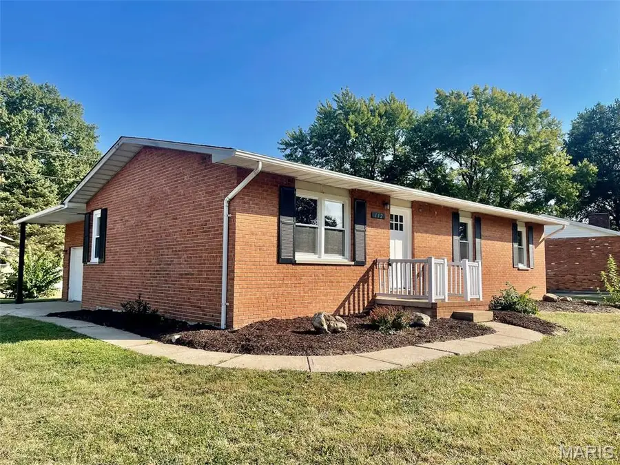 112 E Airwood Drive, East Alton, IL 62024 - Image #2