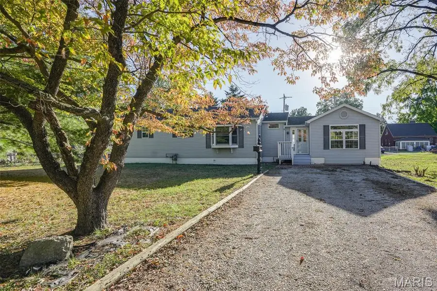 9 N Delaware Avenue, Belleville, IL 62221 - Image #2