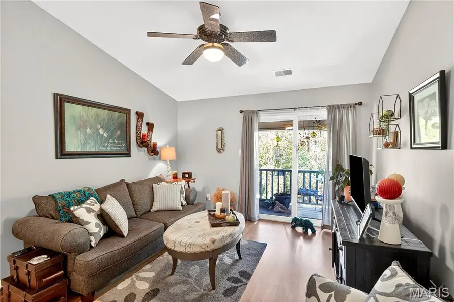 7501 Triwoods Drive #J, Shrewsbury, MO 63119 - Image #3