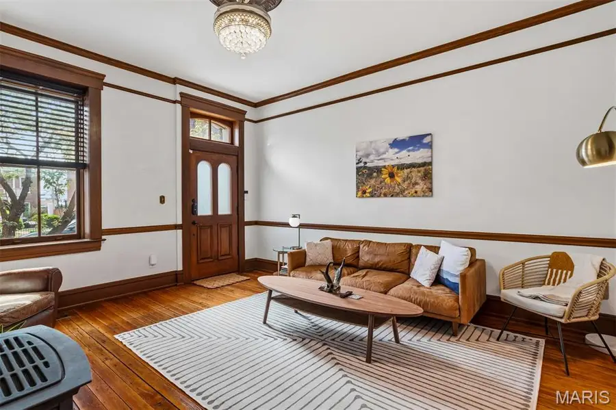 2429 Mcnair Avenue, Saint Louis, MO 63104 - #3