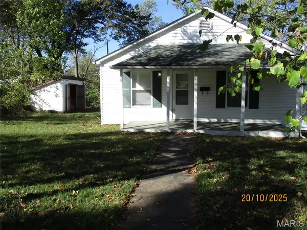 212 N Mapleshade Road, Cuba, MO 65453