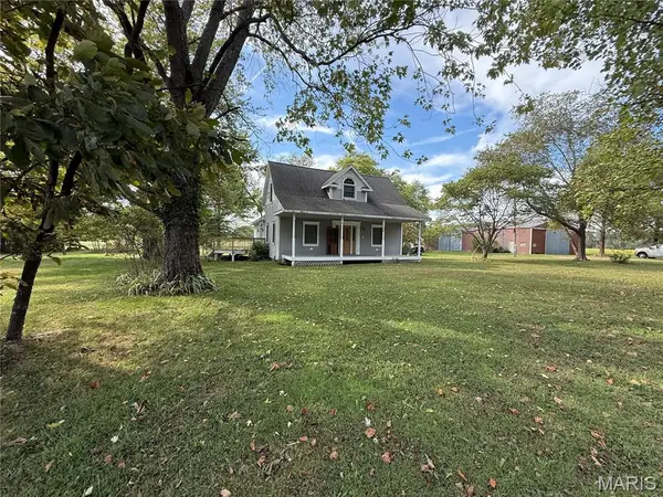 6423 State Highway 184, Royalton, IL 62983