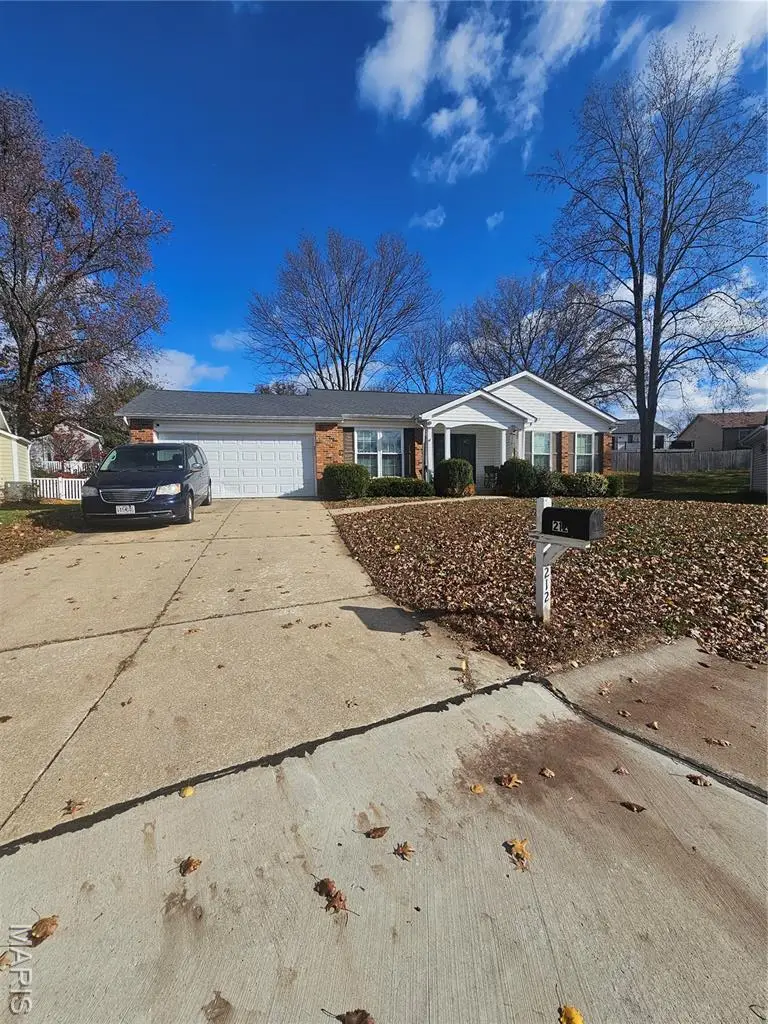 212 Whitehirst Manor Court, Saint Peters Township, MO 63304 - Image #2