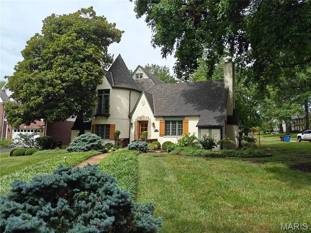 51 Kings Lynn, Olivette, MO 63132 - Image #1