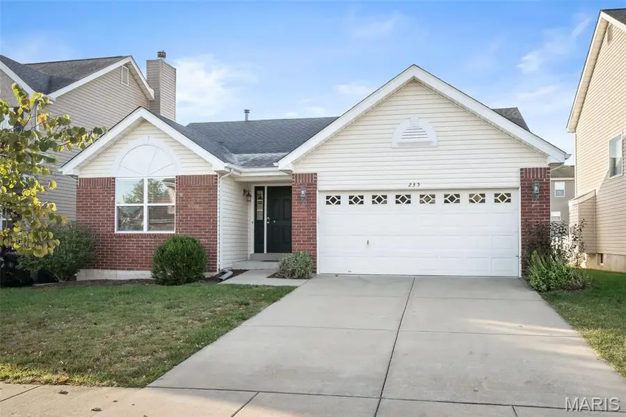 235 Greengate Drive, Lake Saint Louis, MO 63367 - Image #2