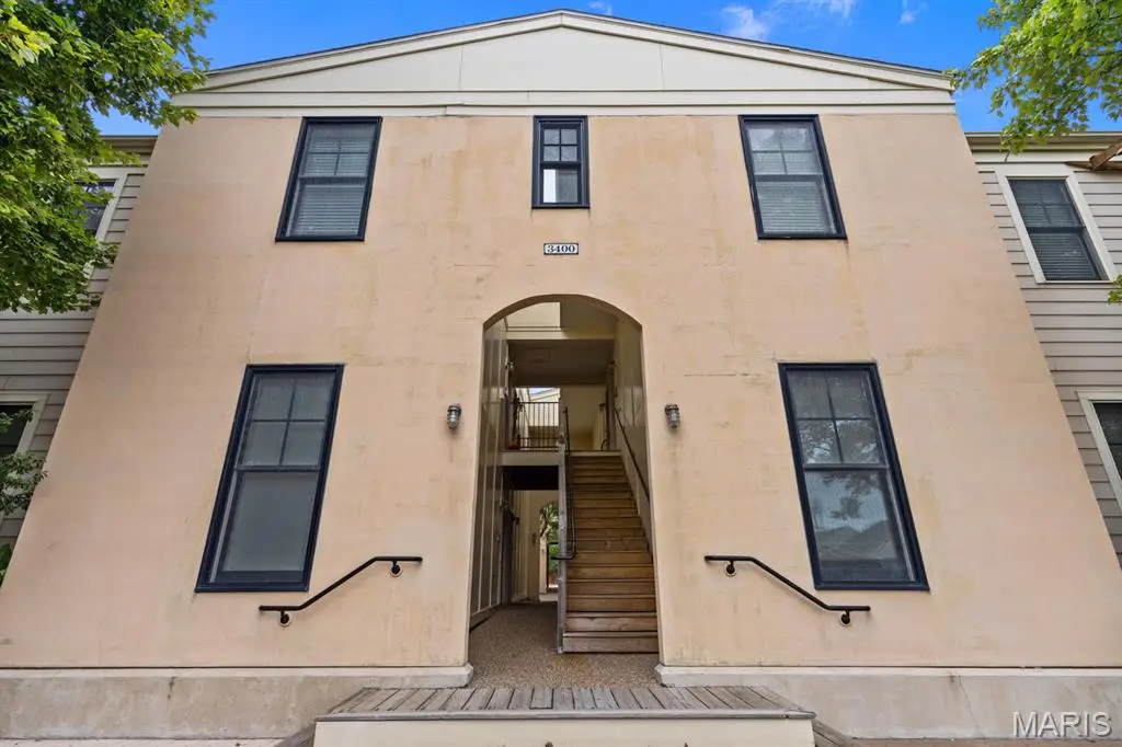 3400 Hiram Street #C2, Saint Charles, MO 63301 - #1