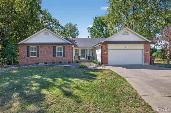 6 Sailor Court, Lake St Louis, MO 63367