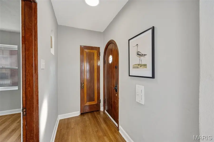 5529 Murdoch Avenue, Saint Louis, MO 63109 - Image #3