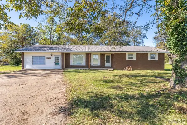 1040 N Riverview Drive, Poplar Bluff, MO 63901