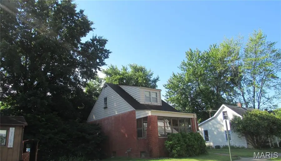 1210 N Church Street, Belleville, IL 62221 - Image #2