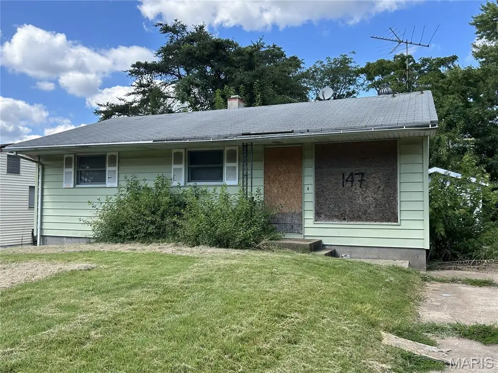 147 Monteith Circle, Saint Louis, MO 63137 - Image #1