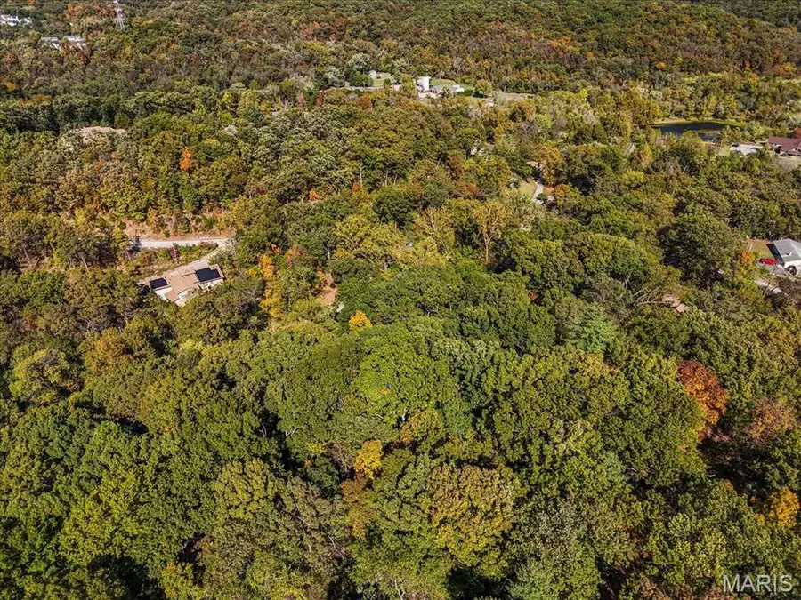 659 Castlecliff Road, Ballwin, MO 63021 - Image #3