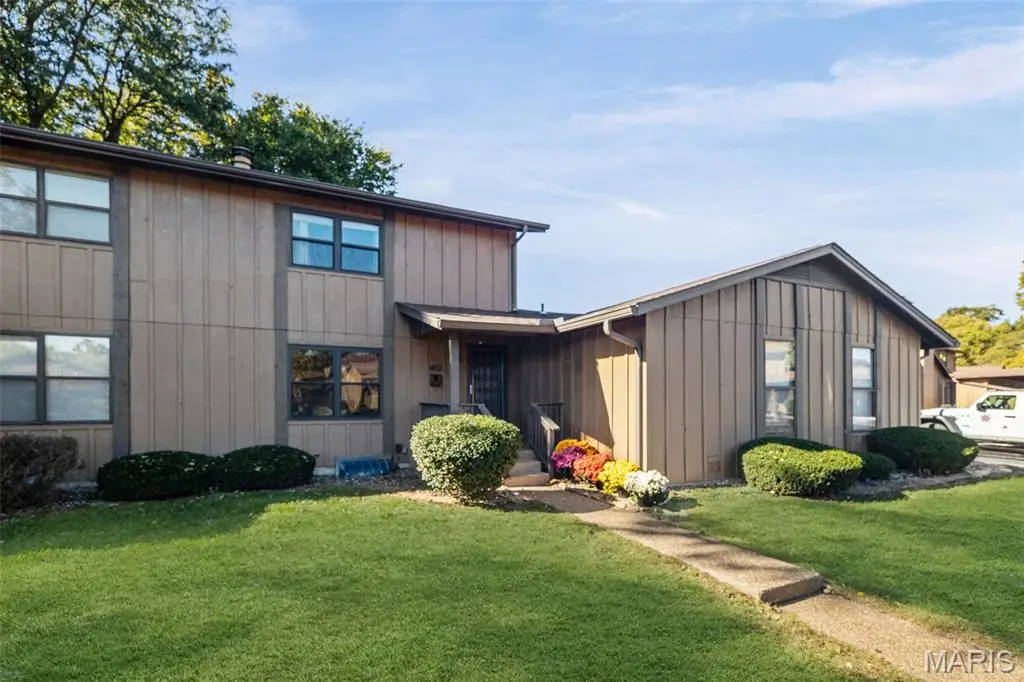 1402 Hampton Court, Belleville, IL 62223 - #1