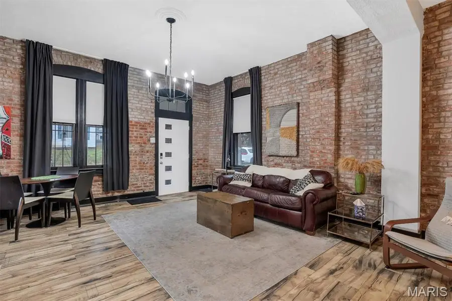 724 Union Avenue, Belleville, IL 62220 - #3