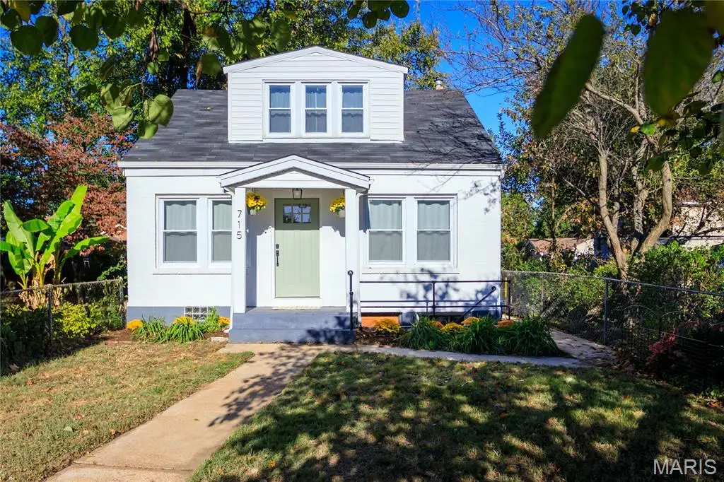 715 Erskine Avenue, Saint Louis, MO 63125 - Image #1