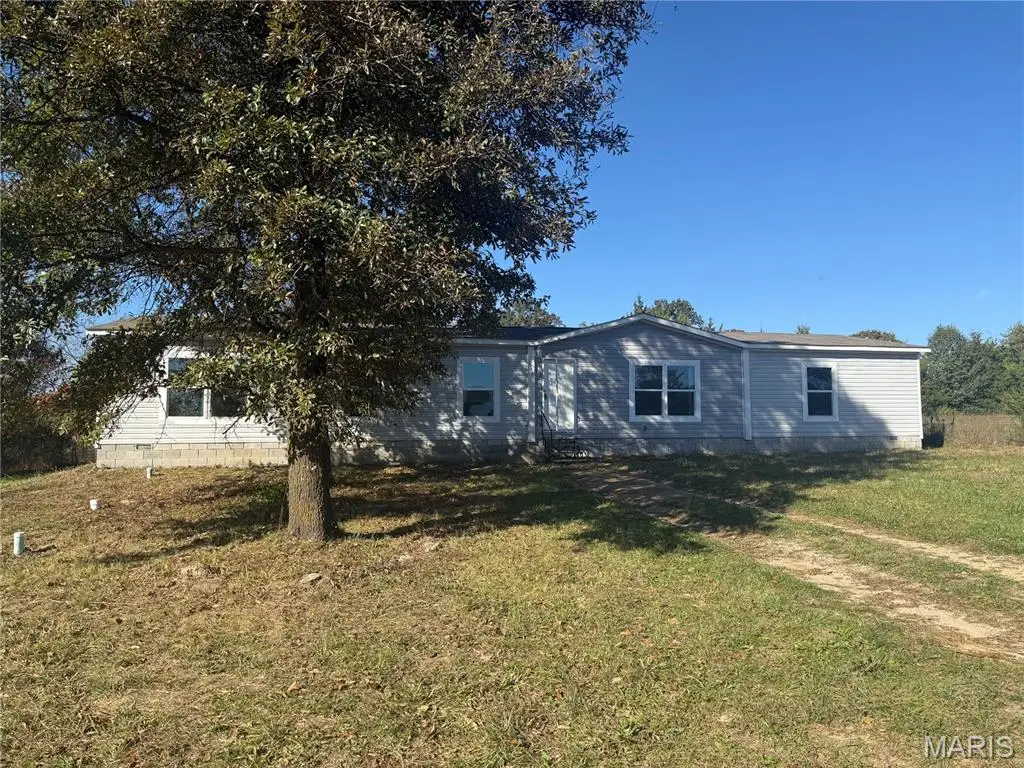 15841 Nickel Drive, Phillipsburg, MO 65722 - Image #1