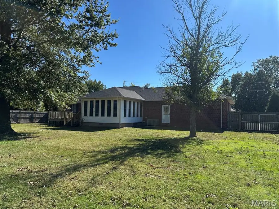 802 Chautauqua Lane, Dexter, MO 63841 - Image #3