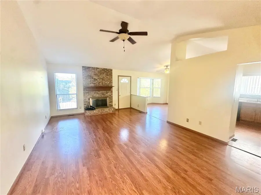 3865 Kentucky Derby Drive, Florissant, MO 63034 - Image #3