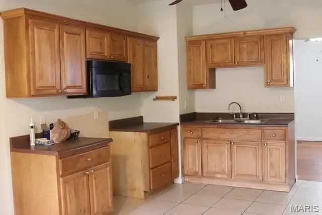 415 N Center Street, Collinsville, IL 62234 - Image #2