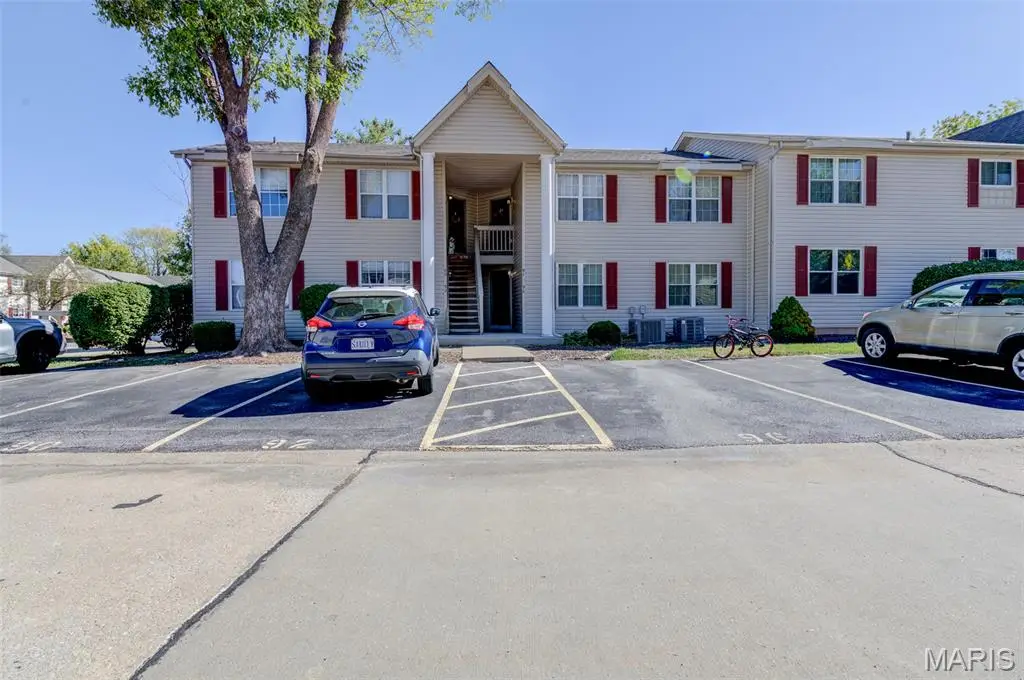 97 Sugar Bend Court, Saint Peters, MO 63376 - Image #1