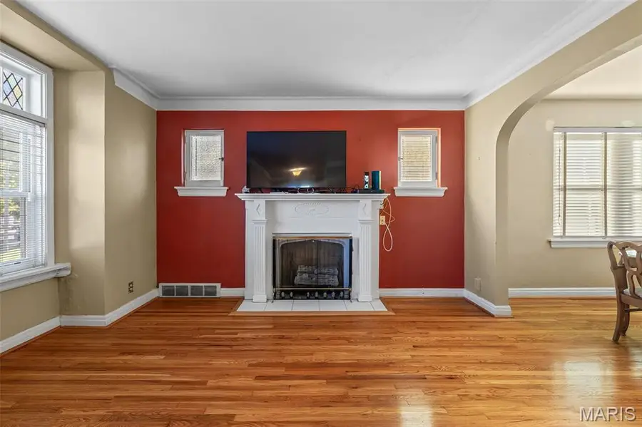 5850 Neosho Street, Saint Louis, MO 63109 - Image #3