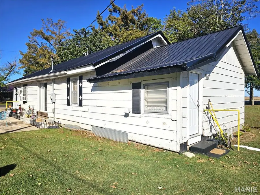 406 N Anderson Avenue, Gideon, MO 63848 - Image #3