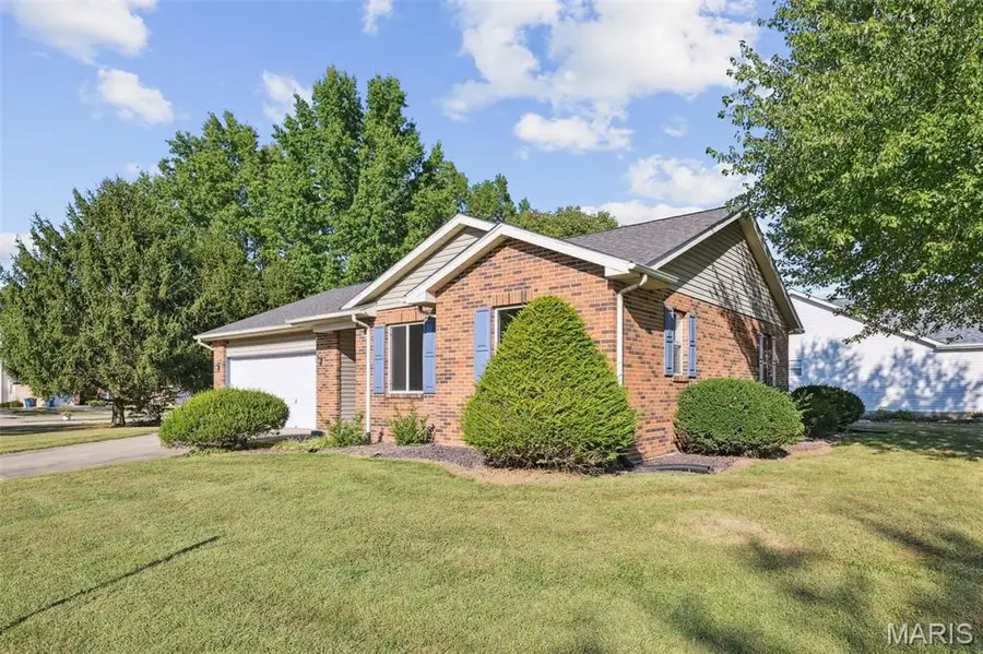 613 Jaime Lynn Court, Edwardsville, IL 62025 - Image #2