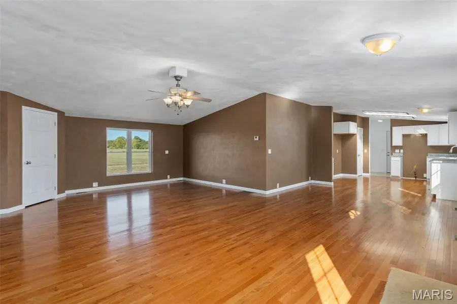 524 Jefferson Street, Staunton, IL 62088 - Image #3