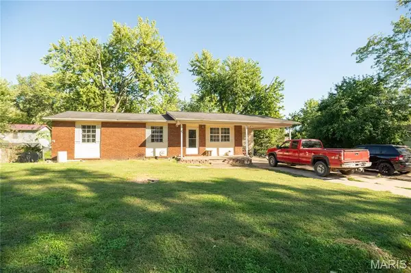 910 Carney Street, Dexter, MO 63841