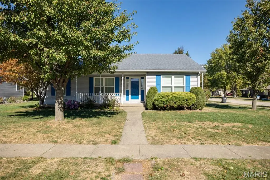 14 Ridge Drive, Litchfield, IL 62056 - Image #1